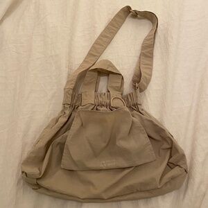 Beyond The Vines Foldable Dumpling Bag